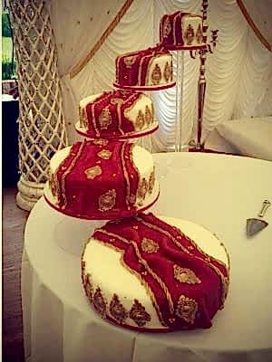 Bollywood Sari Cake - £530