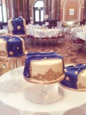 Bollywood Sari Cake - £420