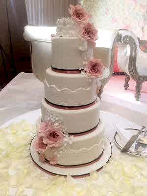 Dusky Pink Delight -£375