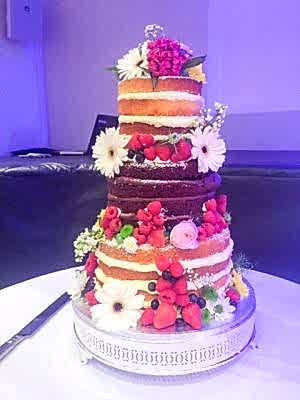 Naked Wedding Cake III - £270