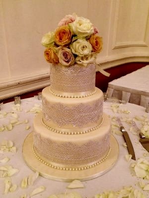 Lace & Roses - £330