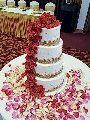 Bollywood Red & Gold - £370