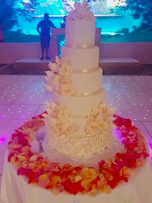 Roses, Lilies & Ruffles - £580