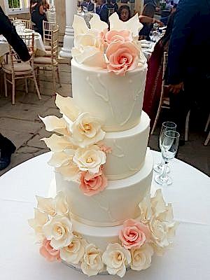 Pastel Sugar Bloomy Elegance - £365