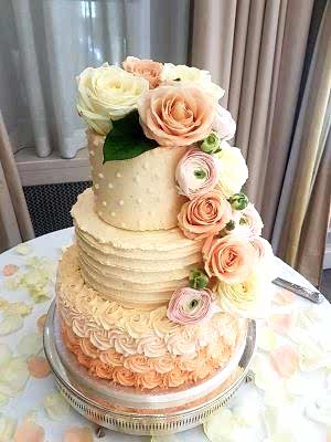 Velvetty Buttercream - Ombre Peach £320