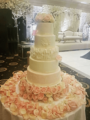 Roses & Roses - £560