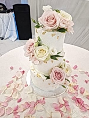 Soft Florals & Stencilling- £280